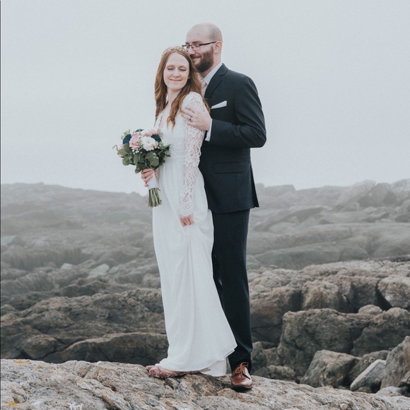 Meet your Posher, Jessica - Picture 3 of 5